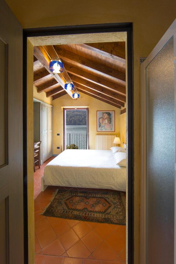 VIOLINA casa vacanze Pettenasco Esterno foto